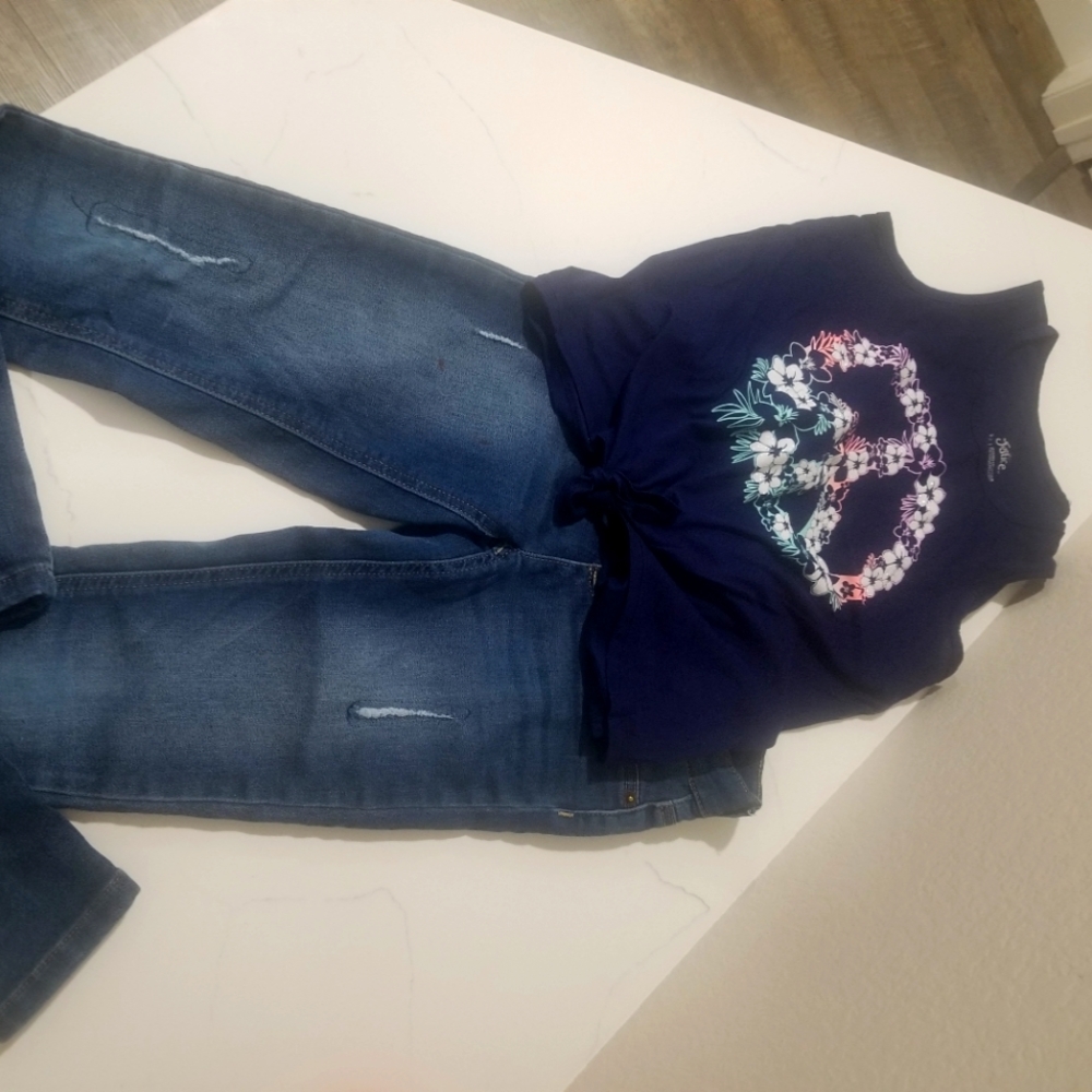 Girls Jean's and top by Justice, 2pc size 12